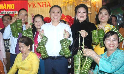 Sôi động đêm khai mạc Chợ hoa Tết Bình Đông Xuân Bính Ngọ 2026